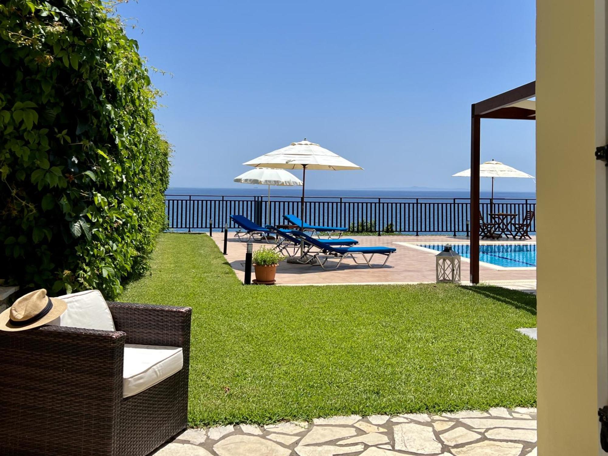 Sakos Skala Kefalonia * Skala (Kefalonia)